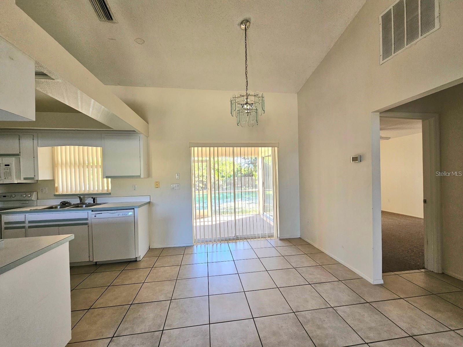 Image 13 of 40 For 6222 Berkeley Street