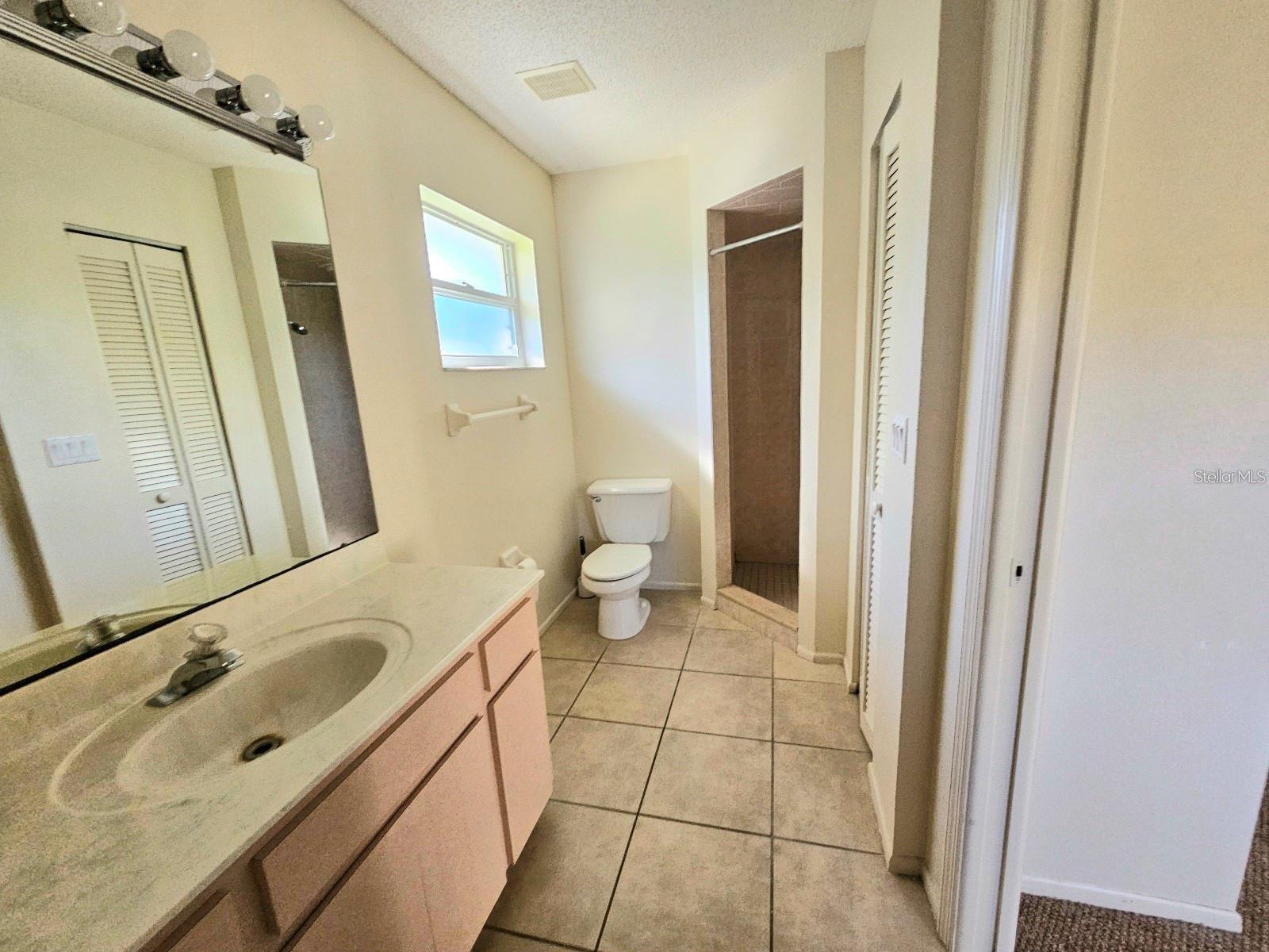 Image 33 of 40 For 6222 Berkeley Street