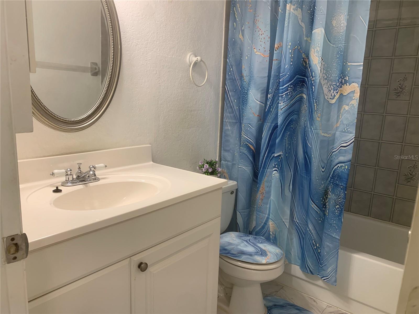 Image 23 of 33 For 17497 Clover Avenue