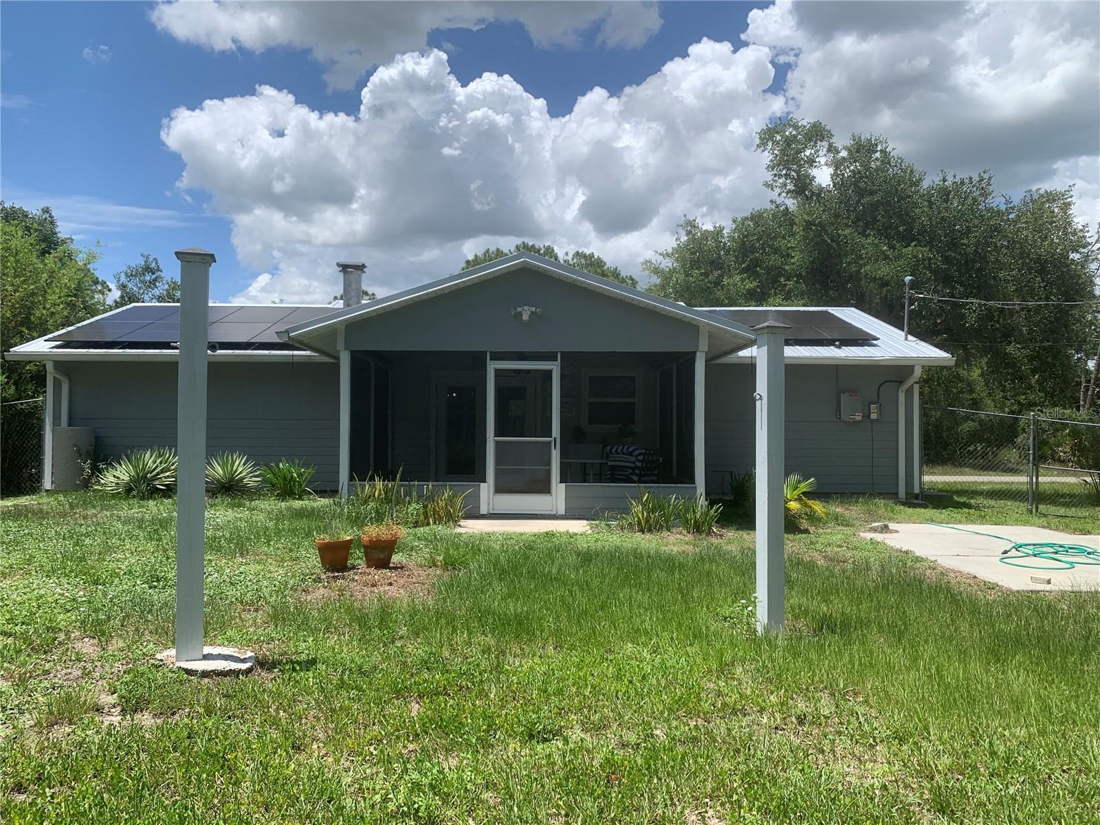 Image 28 of 33 For 17497 Clover Avenue