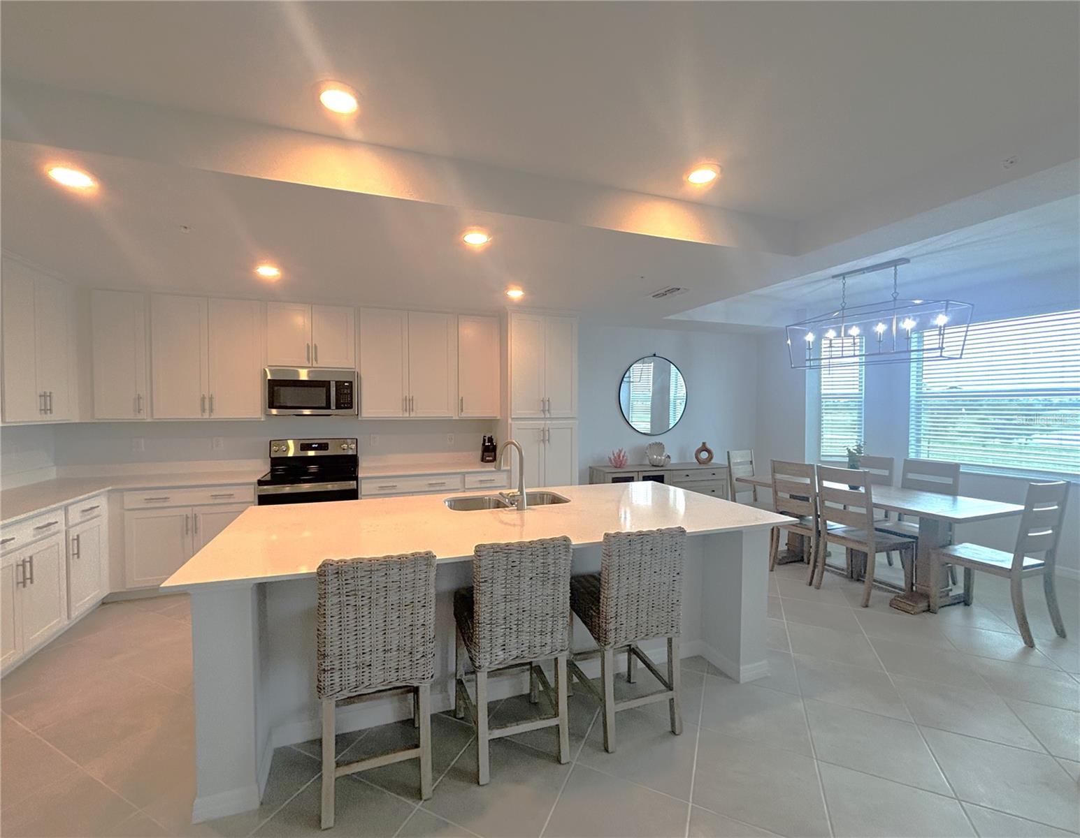 Image 5 of 41 For 12140 Wellen Golf Street 106