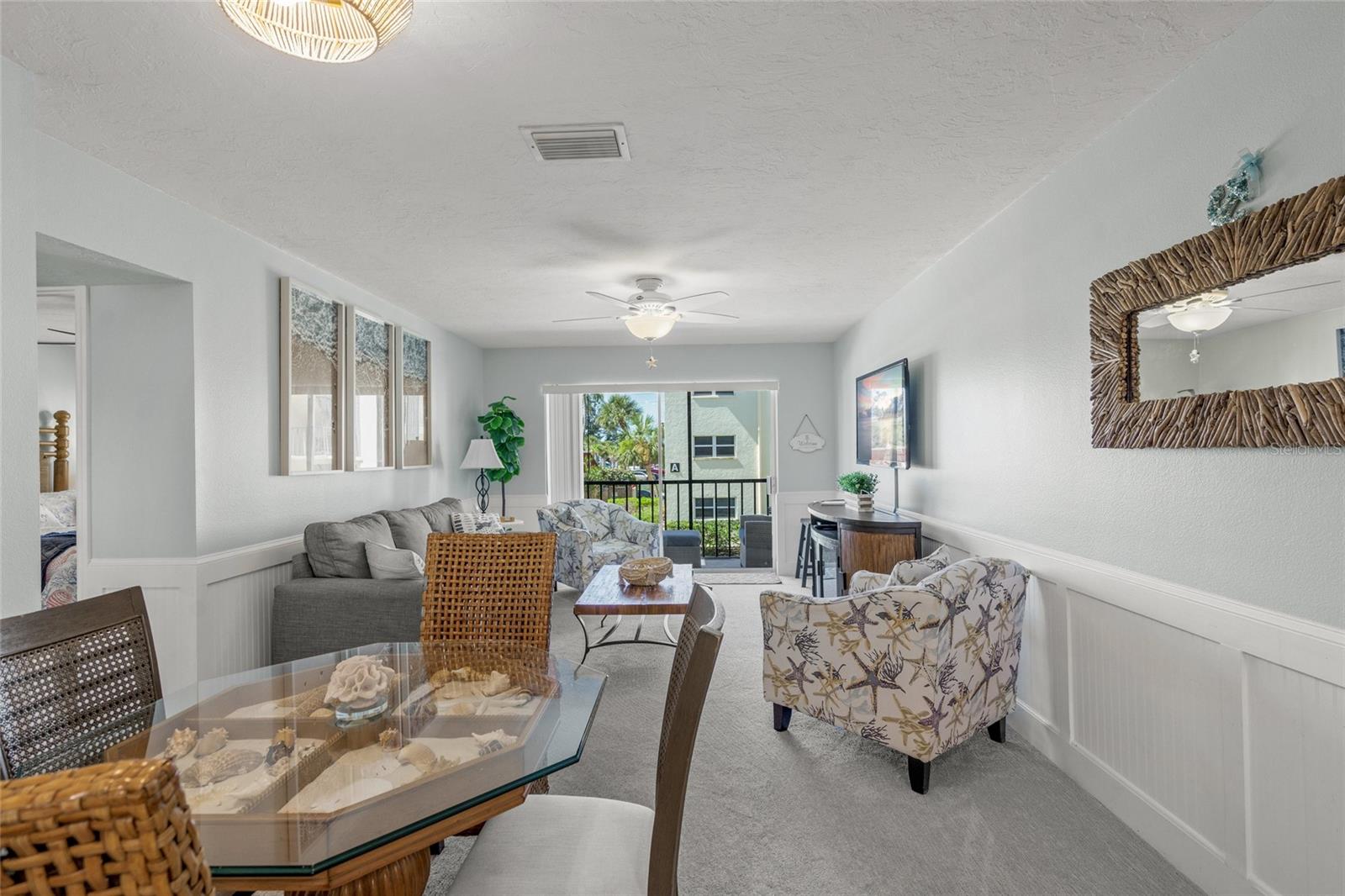 Image 7 of 85 For 915 Beach Road 215