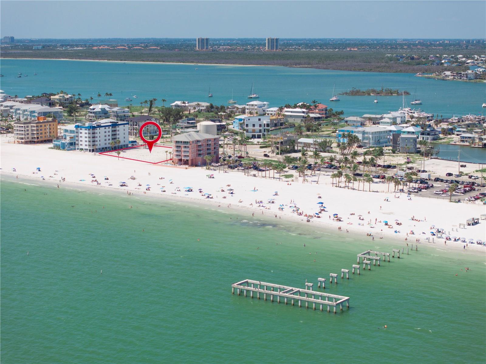 Listing photo id 0 for 800-802 Estero Boulevard 1