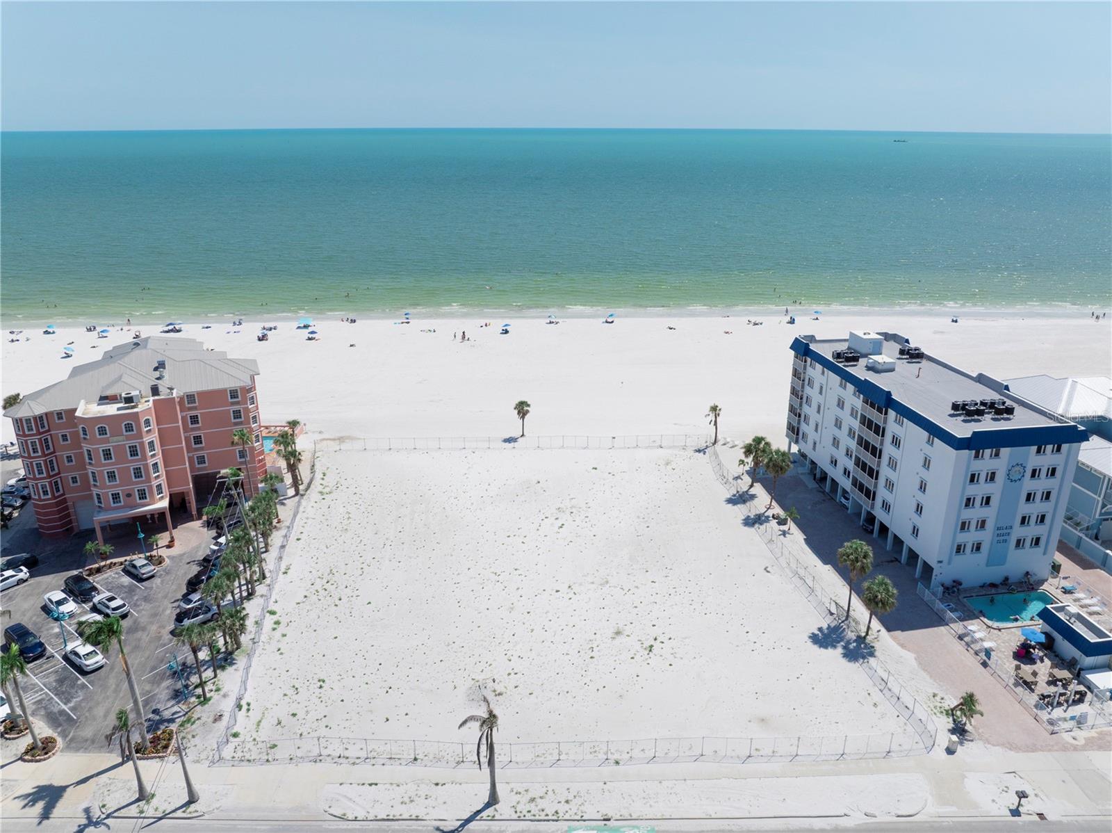 Listing photo id 24 for 800-802 Estero Boulevard 1