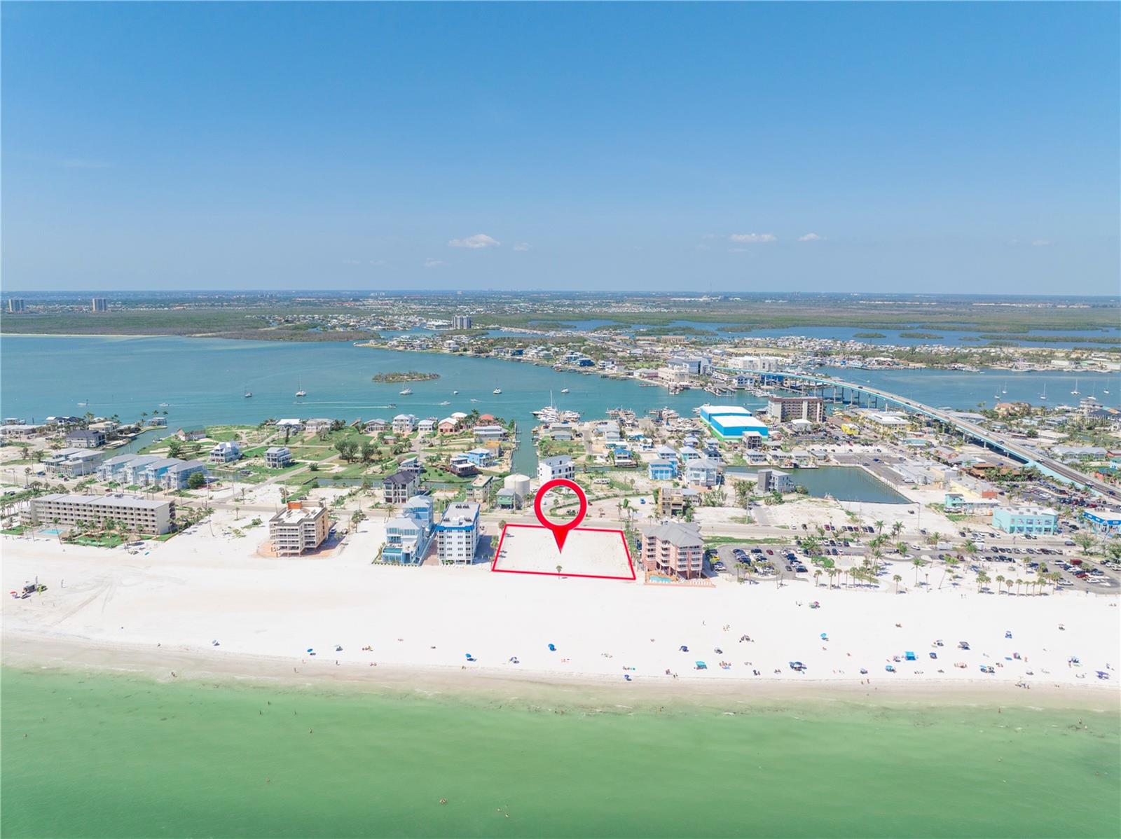 Listing photo id 1 for 800-802 Estero Boulevard 1
