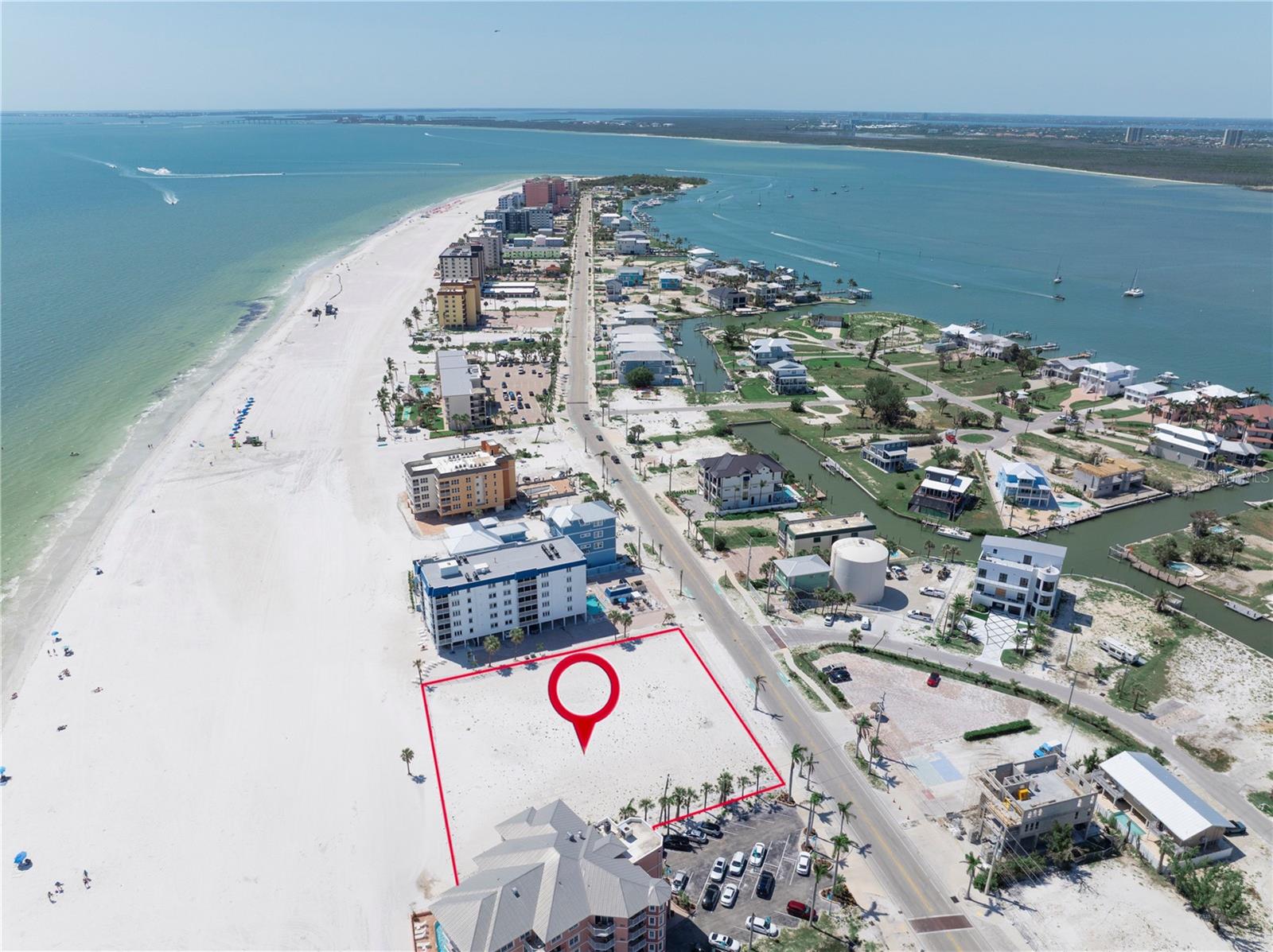 Listing photo id 6 for 800-802 Estero Boulevard 1