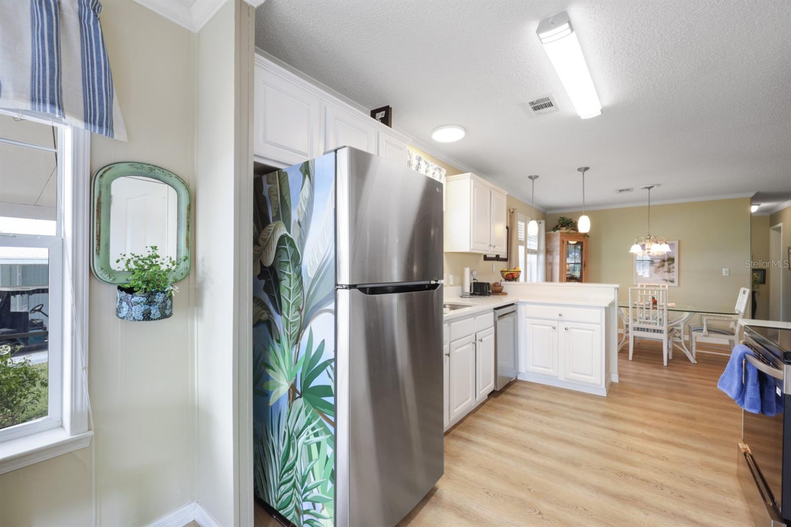 Image 18 of 99 For 2100 Kings Highway 376