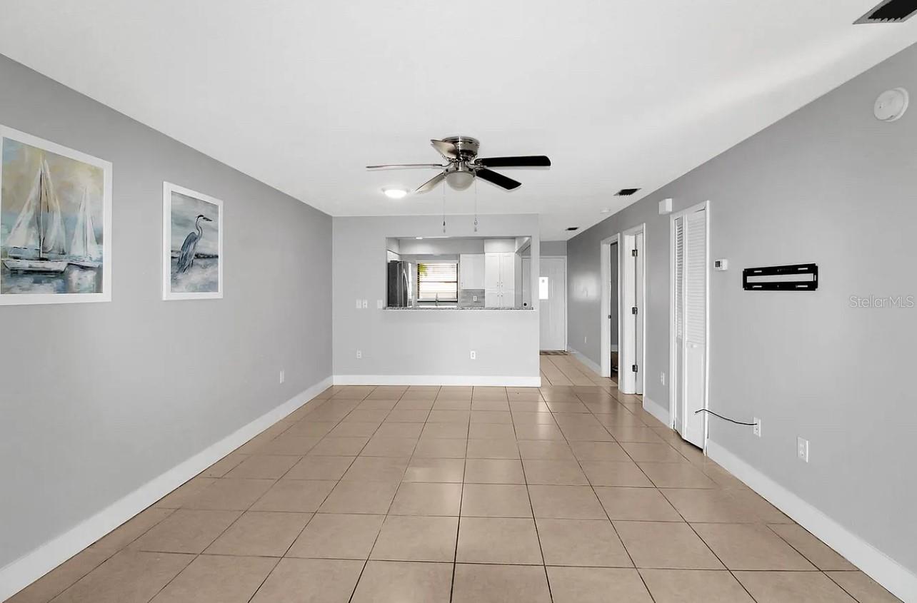 Image 5 of 13 For 1755 Florence Avenue A