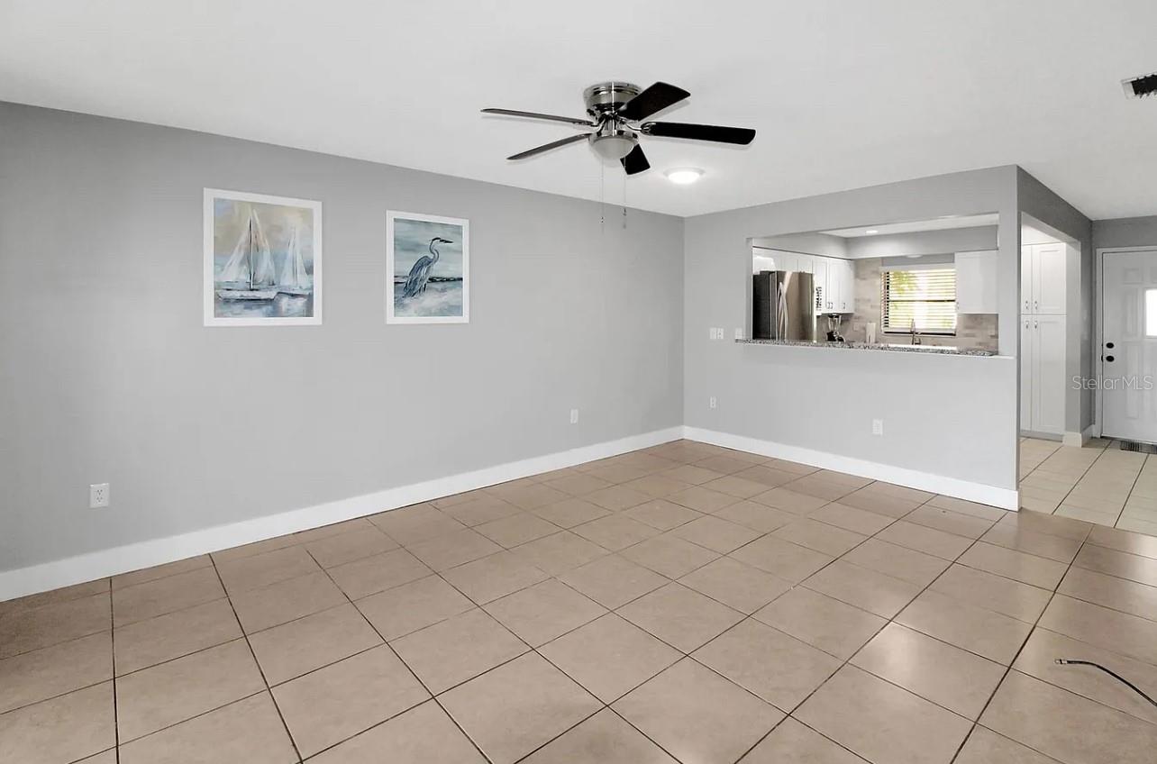 Image 6 of 13 For 1755 Florence Avenue A