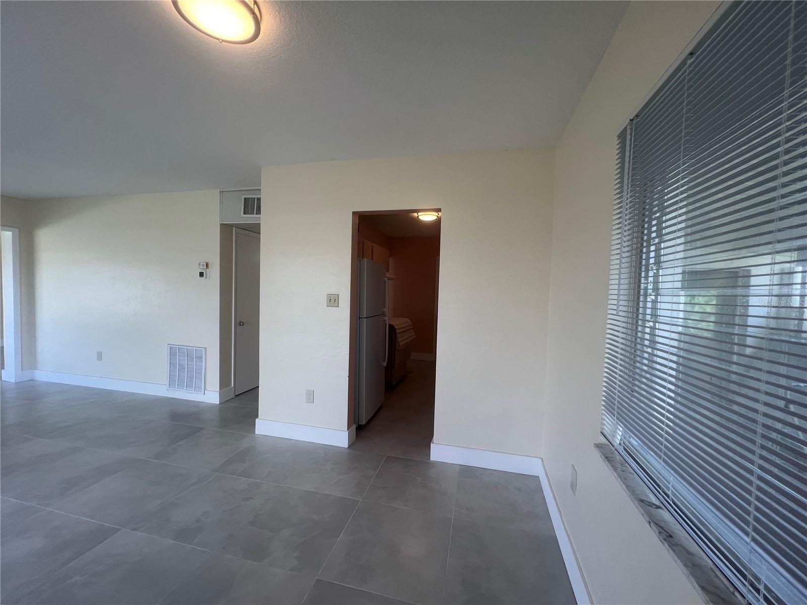 Image 10 of 30 For 21923 Buxton Avenue