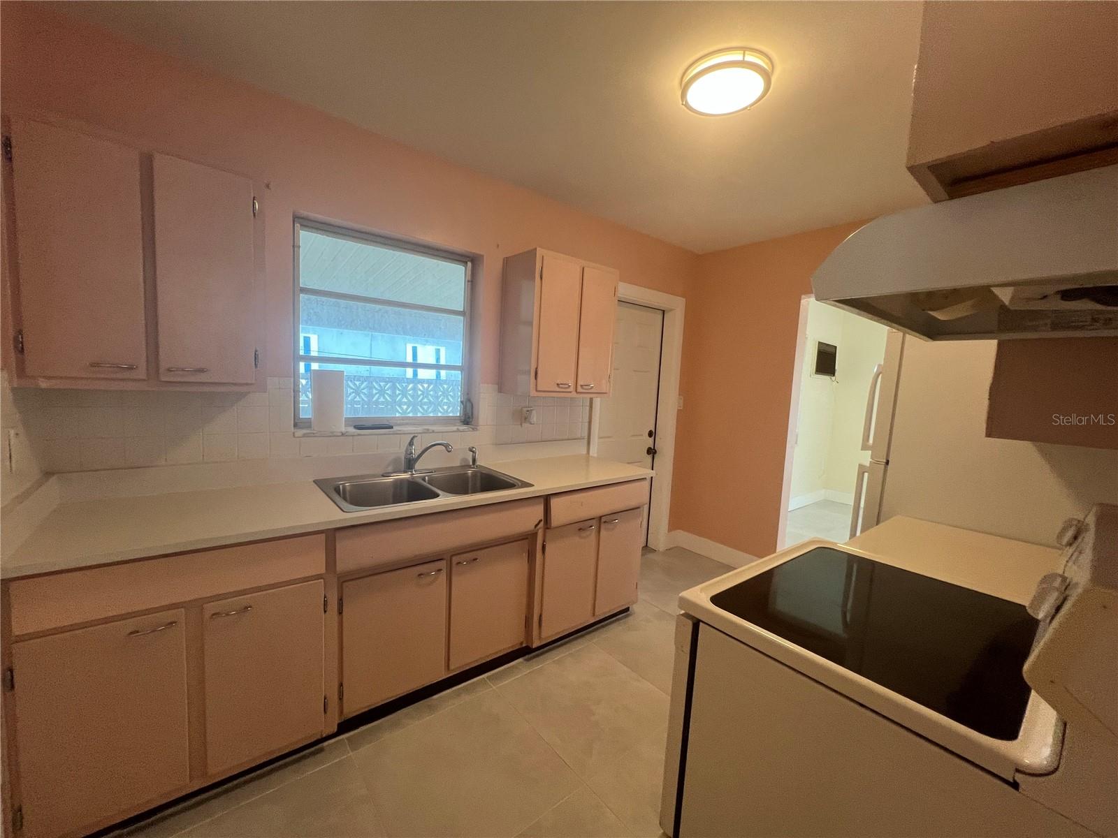 Image 6 of 30 For 21923 Buxton Avenue