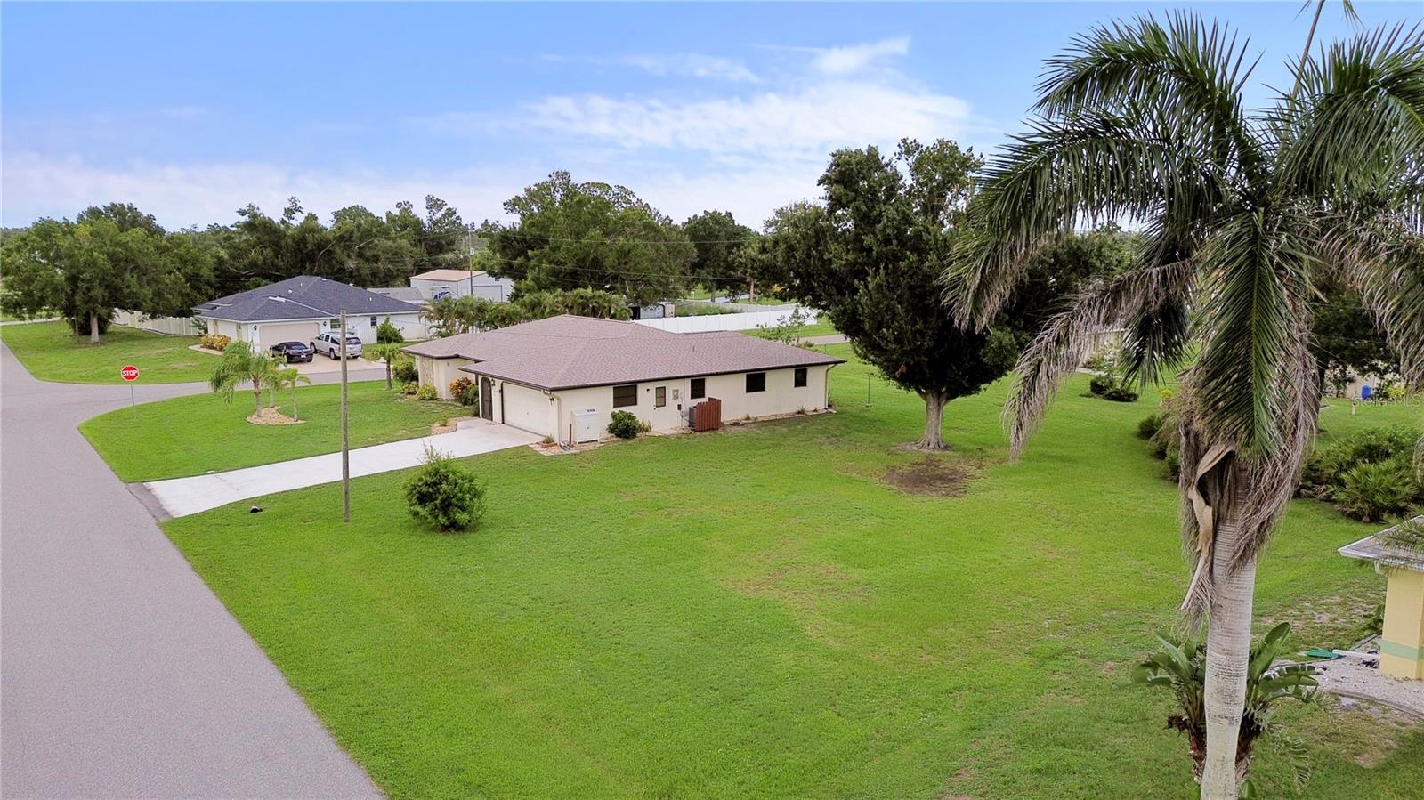 Image 32 of 40 For 13523 Drysdale Avenue