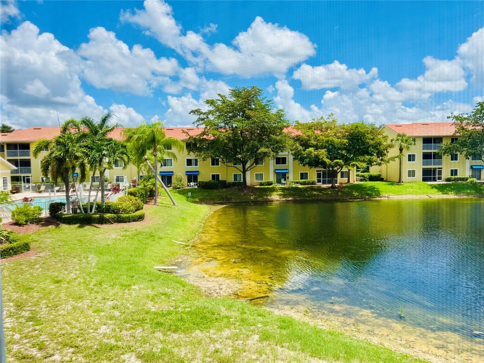 Image 19 of 22 For 8284 Key Royal Circle 1334