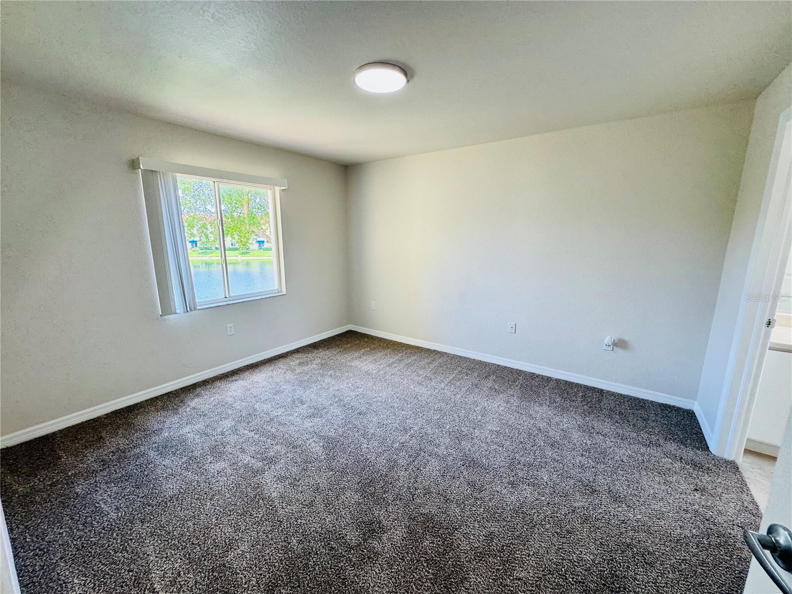 Image 7 of 22 For 8284 Key Royal Circle 1334
