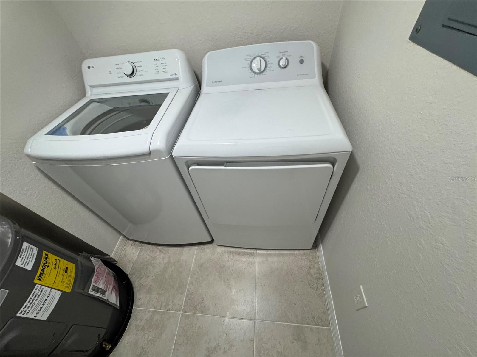 Image 17 of 28 For 8304 Key Royal Circle 1721