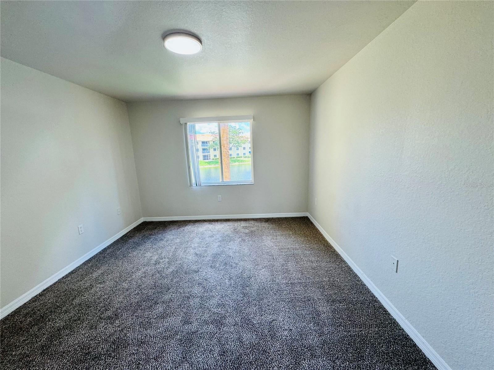 Image 9 of 28 For 8304 Key Royal Circle 1721