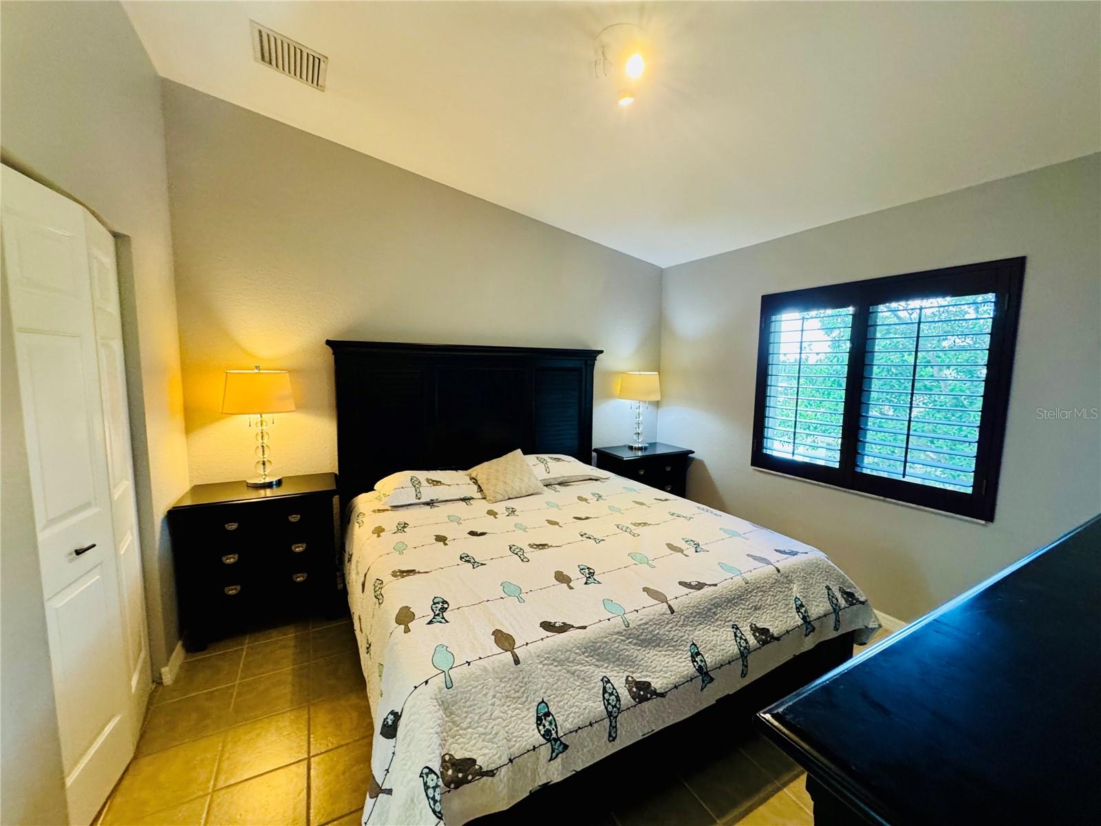 Image 8 of 24 For 8224 Key Royal Circle 225