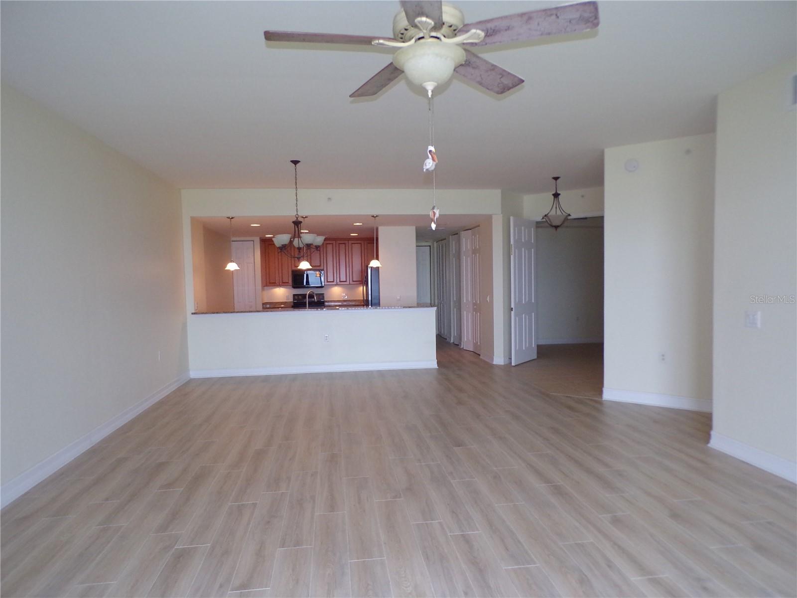 Image 6 of 30 For 89 Vivante Boulevard 402