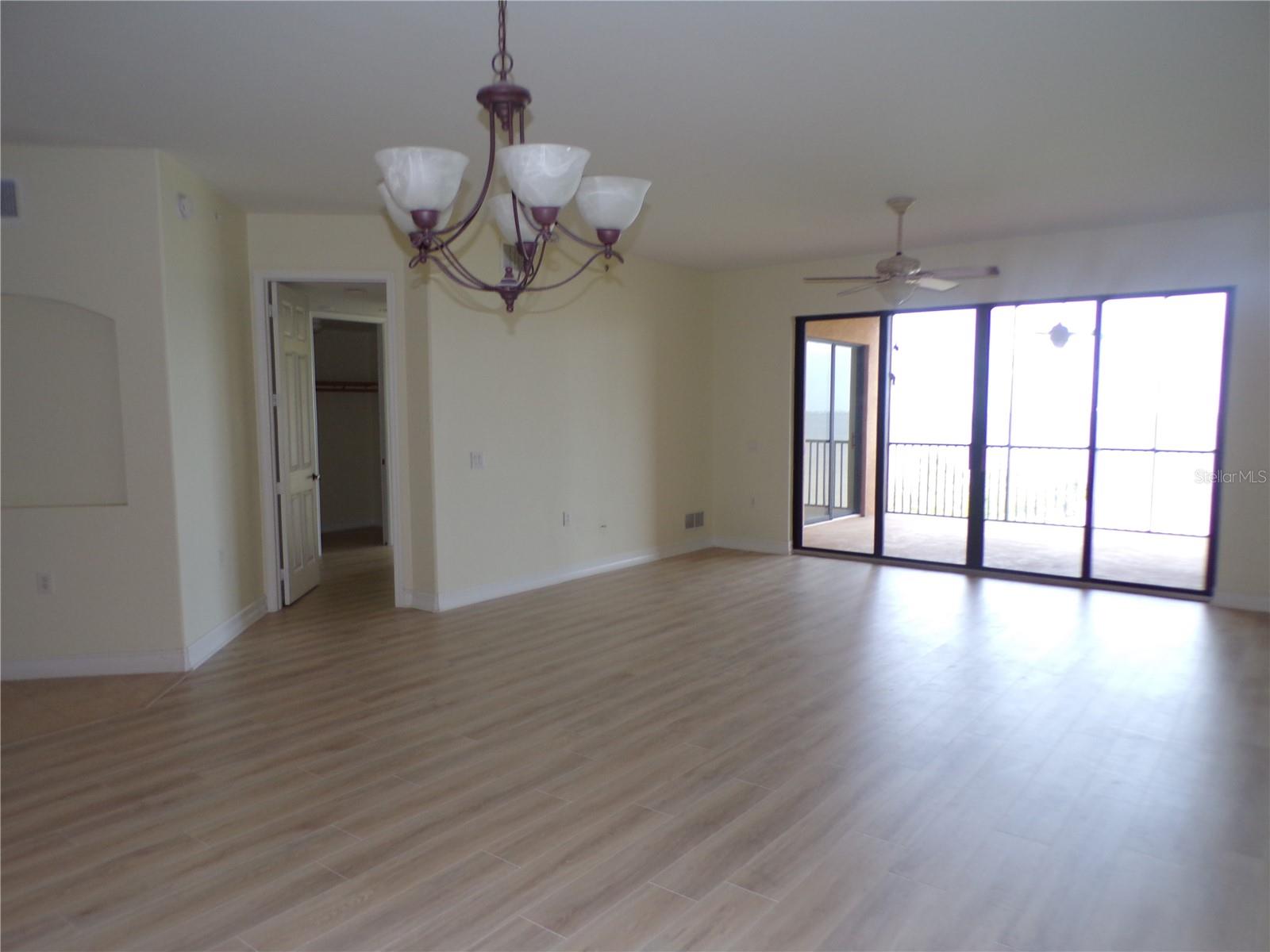 Image 7 of 30 For 89 Vivante Boulevard 402