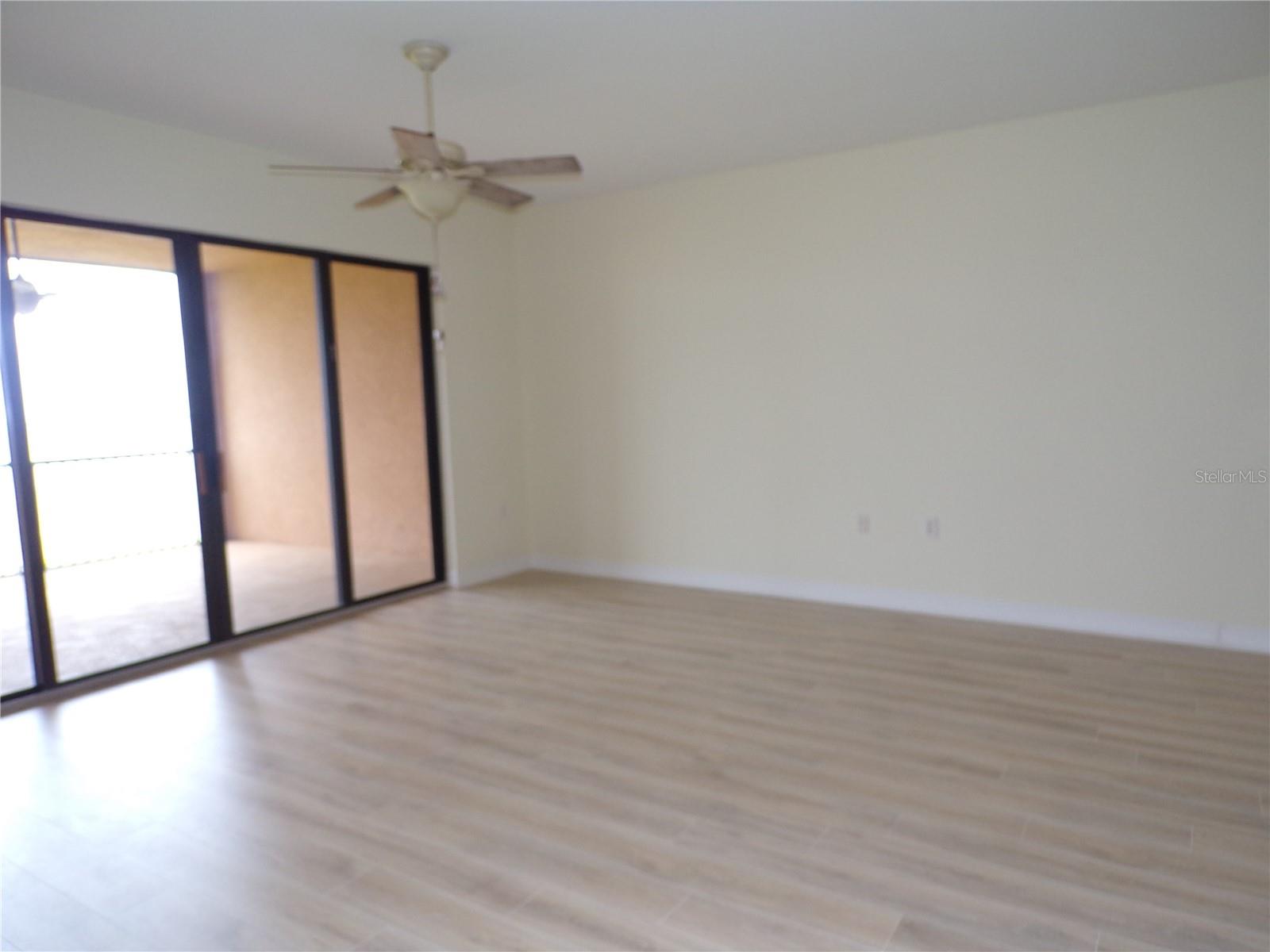 Image 8 of 30 For 89 Vivante Boulevard 402