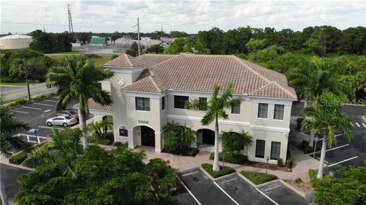 Image 5 of 5 For 5900 Pan American Boulevard 102