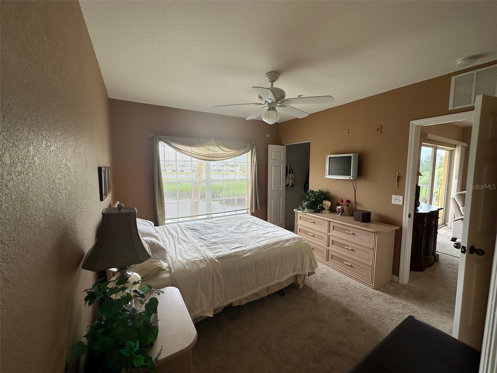 Image 7 of 38 For 2180 Heron Lake Drive 204