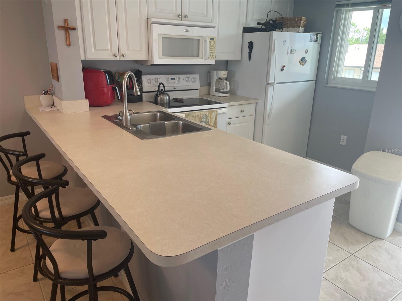 Image 4 of 16 For 25275 Rampart Boulevard 207