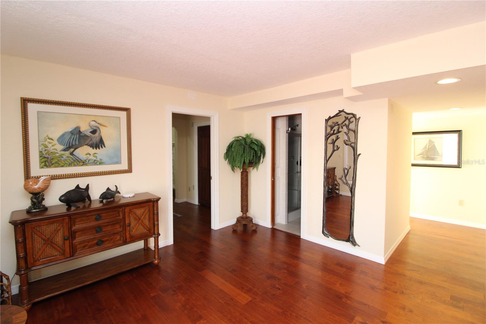 Image 14 of 77 For 25188 Marion Avenue 24