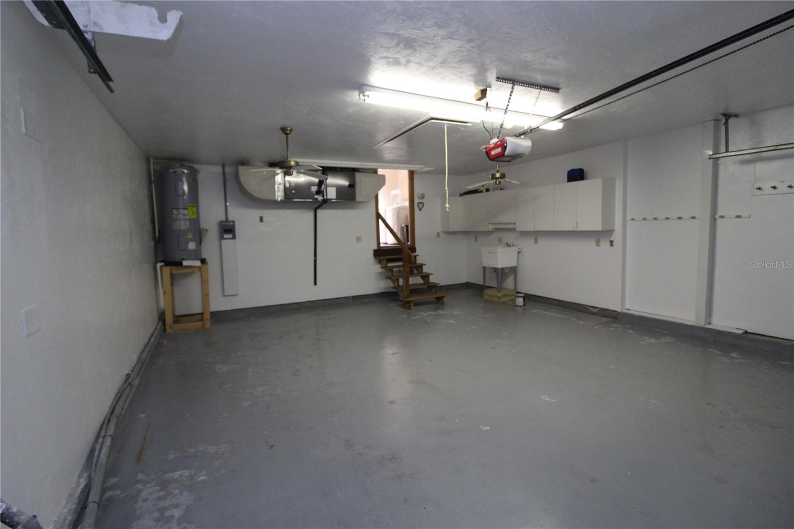Image 32 of 77 For 25188 Marion Avenue 24