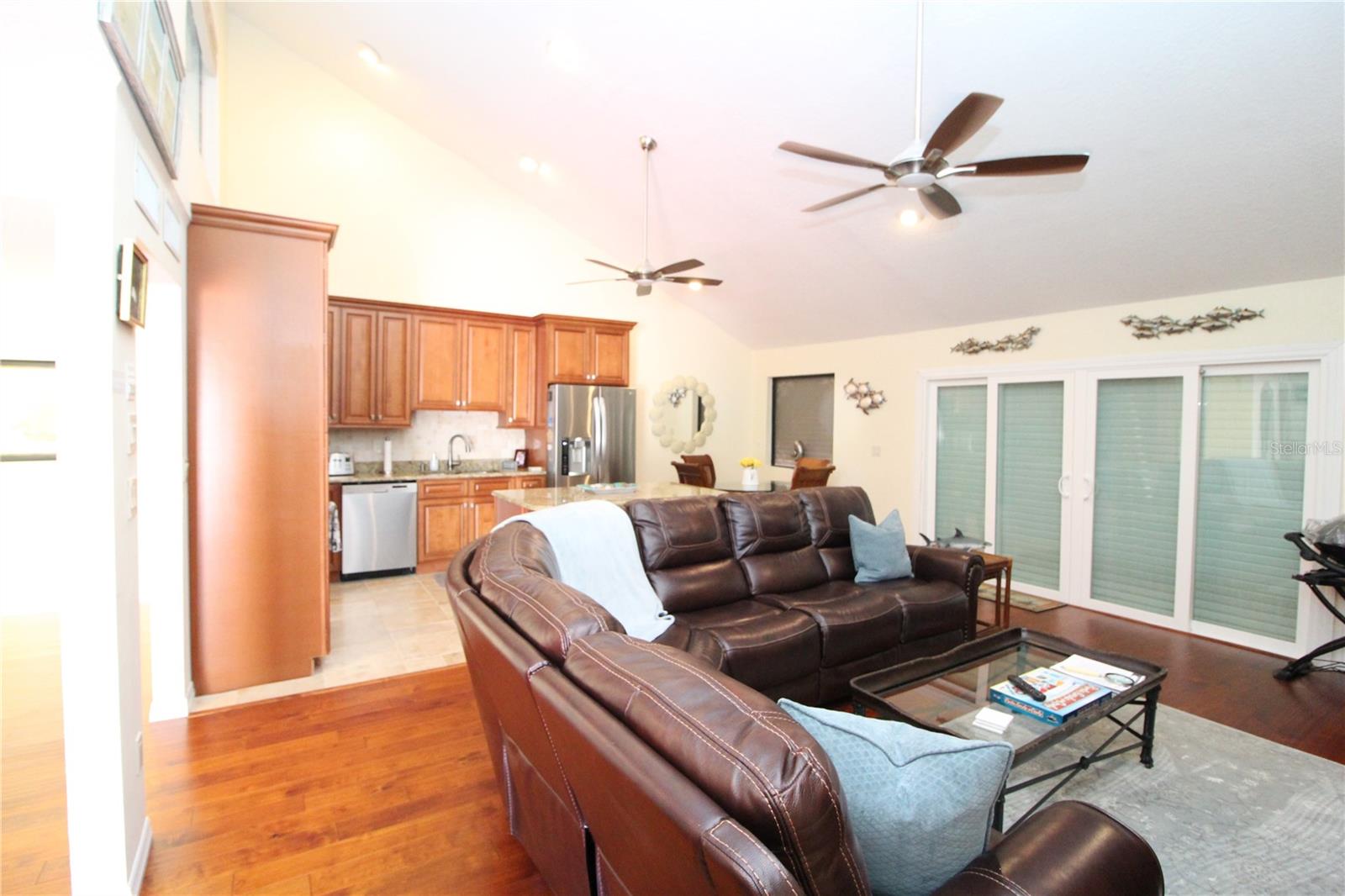 Image 7 of 77 For 25188 Marion Avenue 24