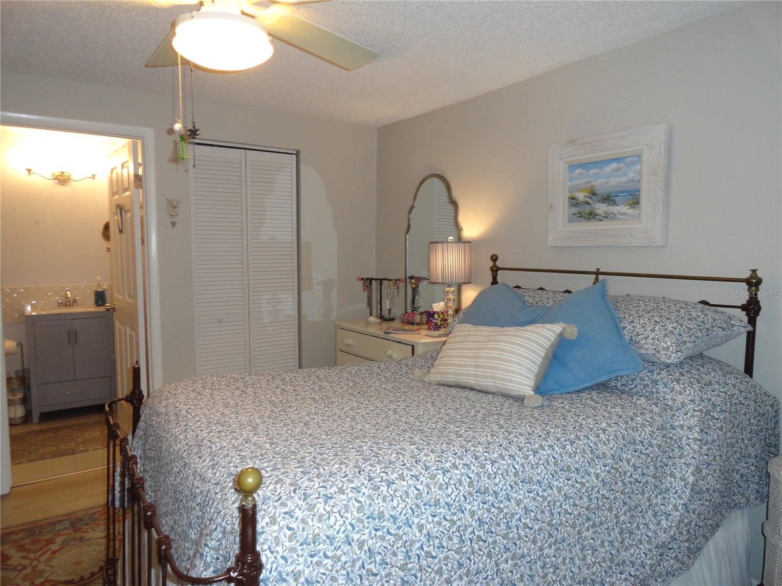 Image 16 of 52 For 4022 Beaver Lane 700b