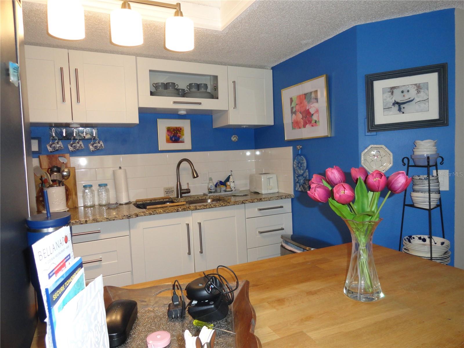 Image 20 of 52 For 4022 Beaver Lane 700b