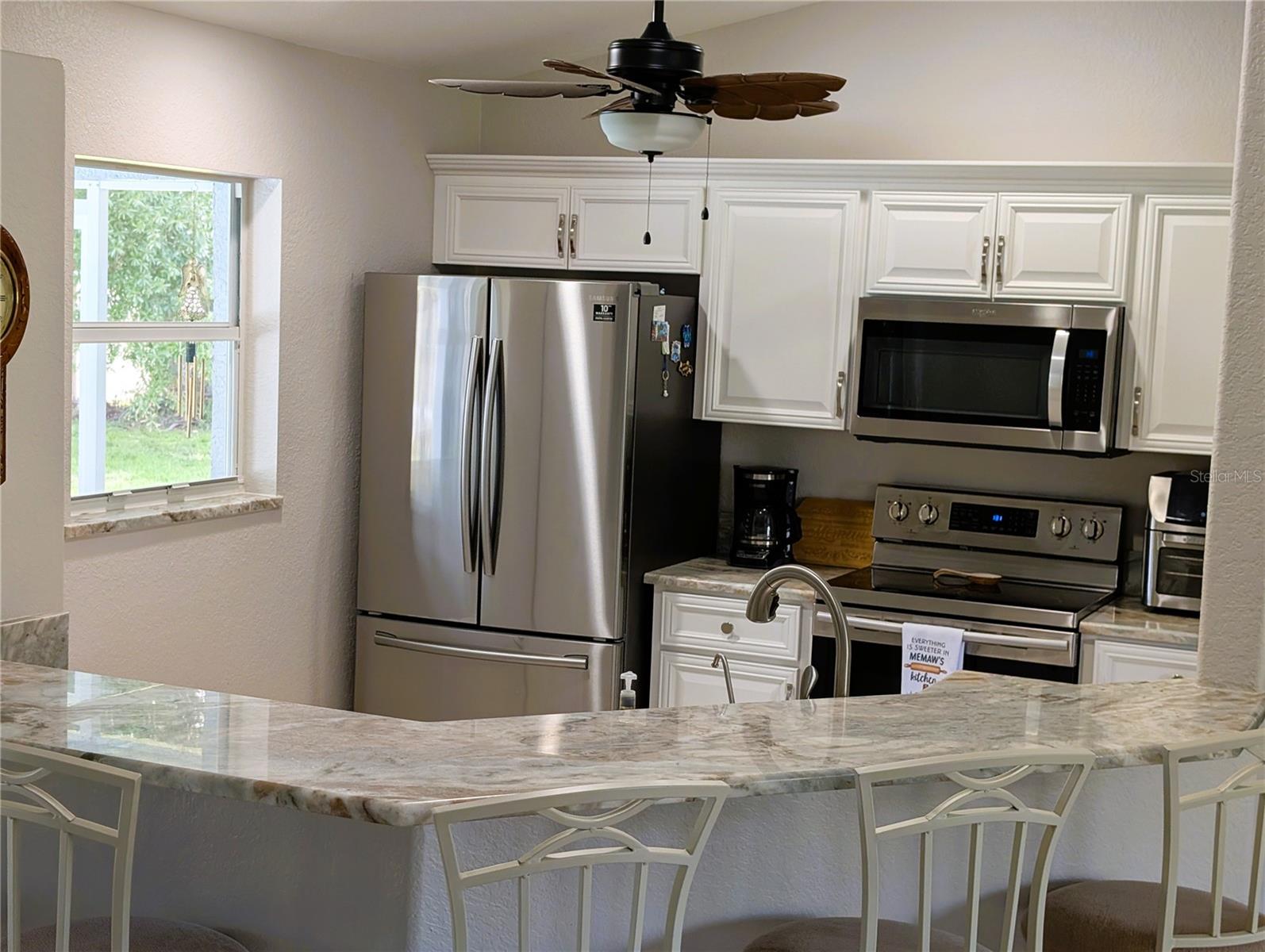 Image 36 of 51 For 2837 Tishman Avenue