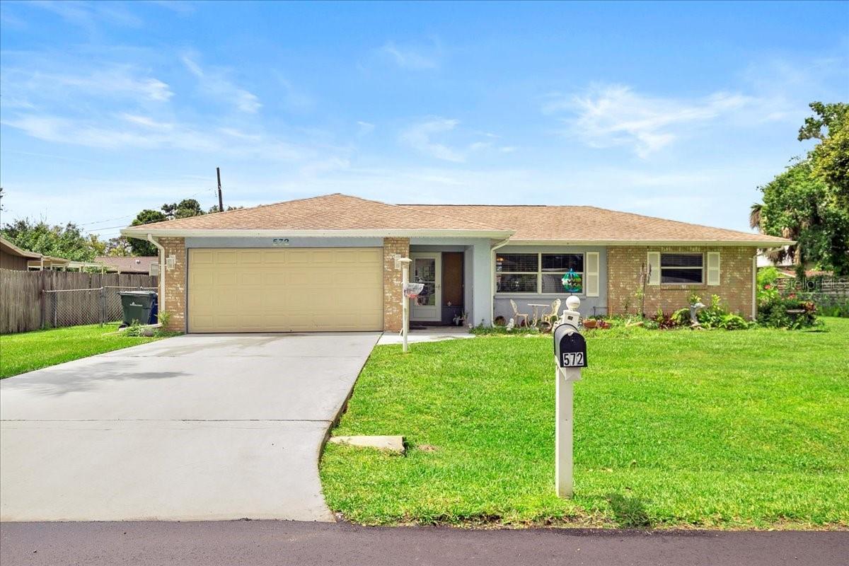 Details for 572 Darwin Road, VENICE, FL 34293