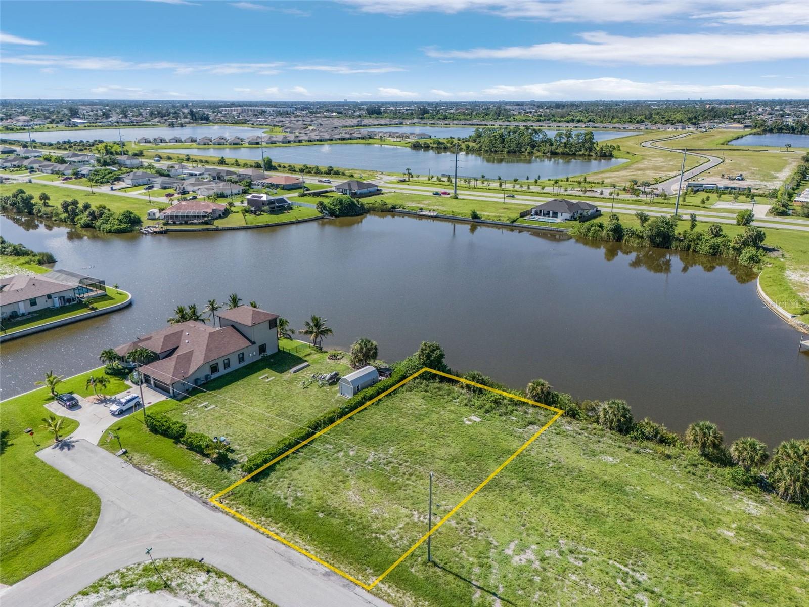Details for 1216 9th Street, CAPE CORAL, FL 33993