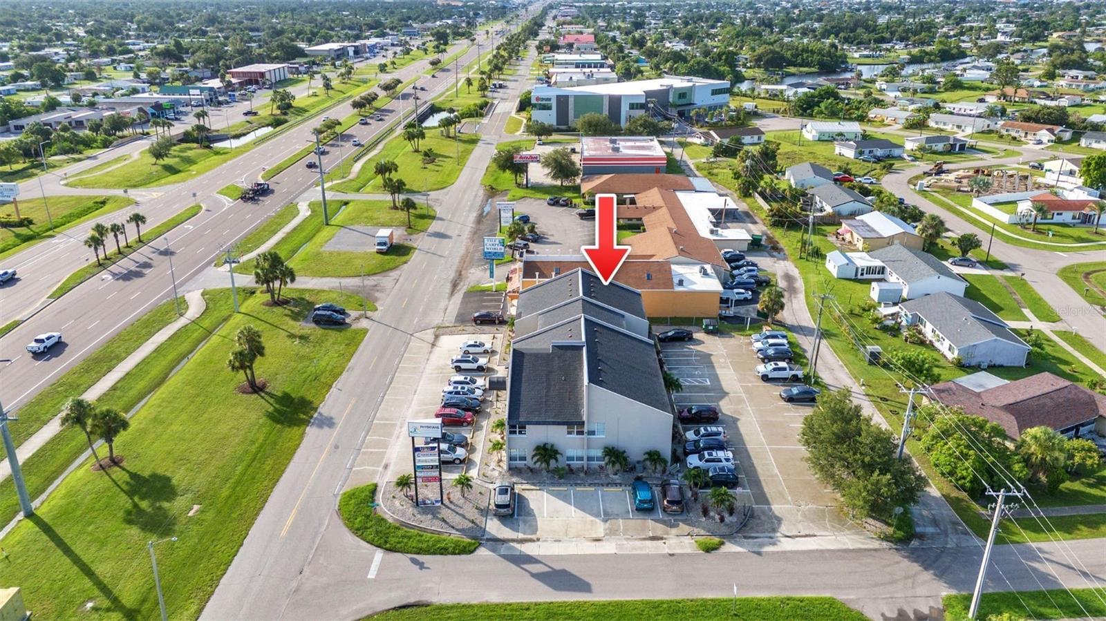 Image 3 of 30 For 3417 Tamiami Trail E