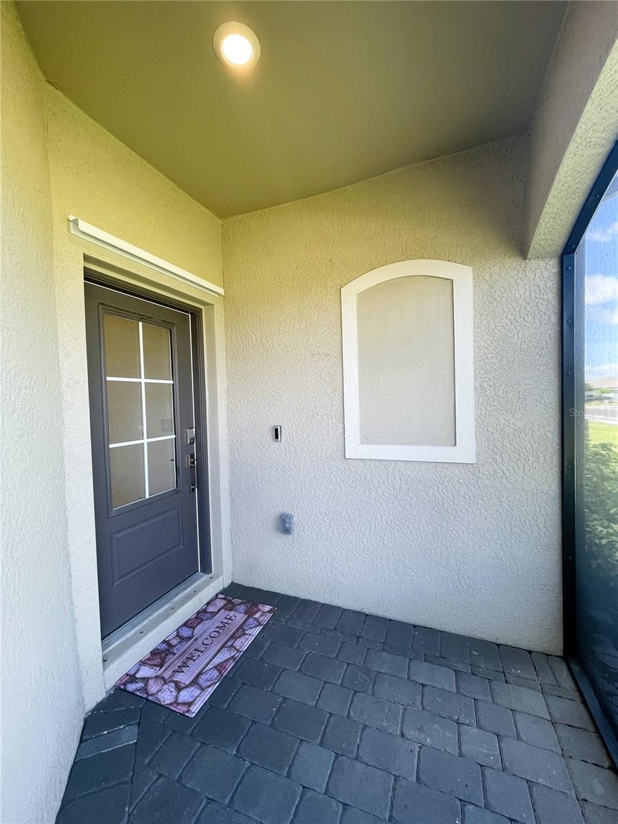 Image 3 of 92 For 1912 Saddlewood Circle