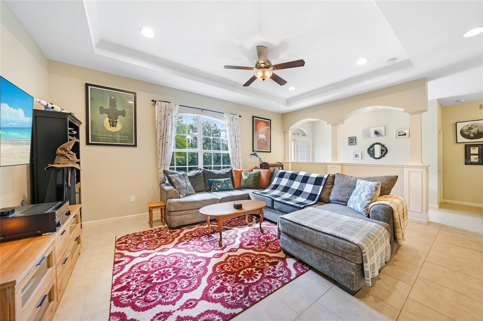 Image 16 of 55 For 2697 Parrot Street
