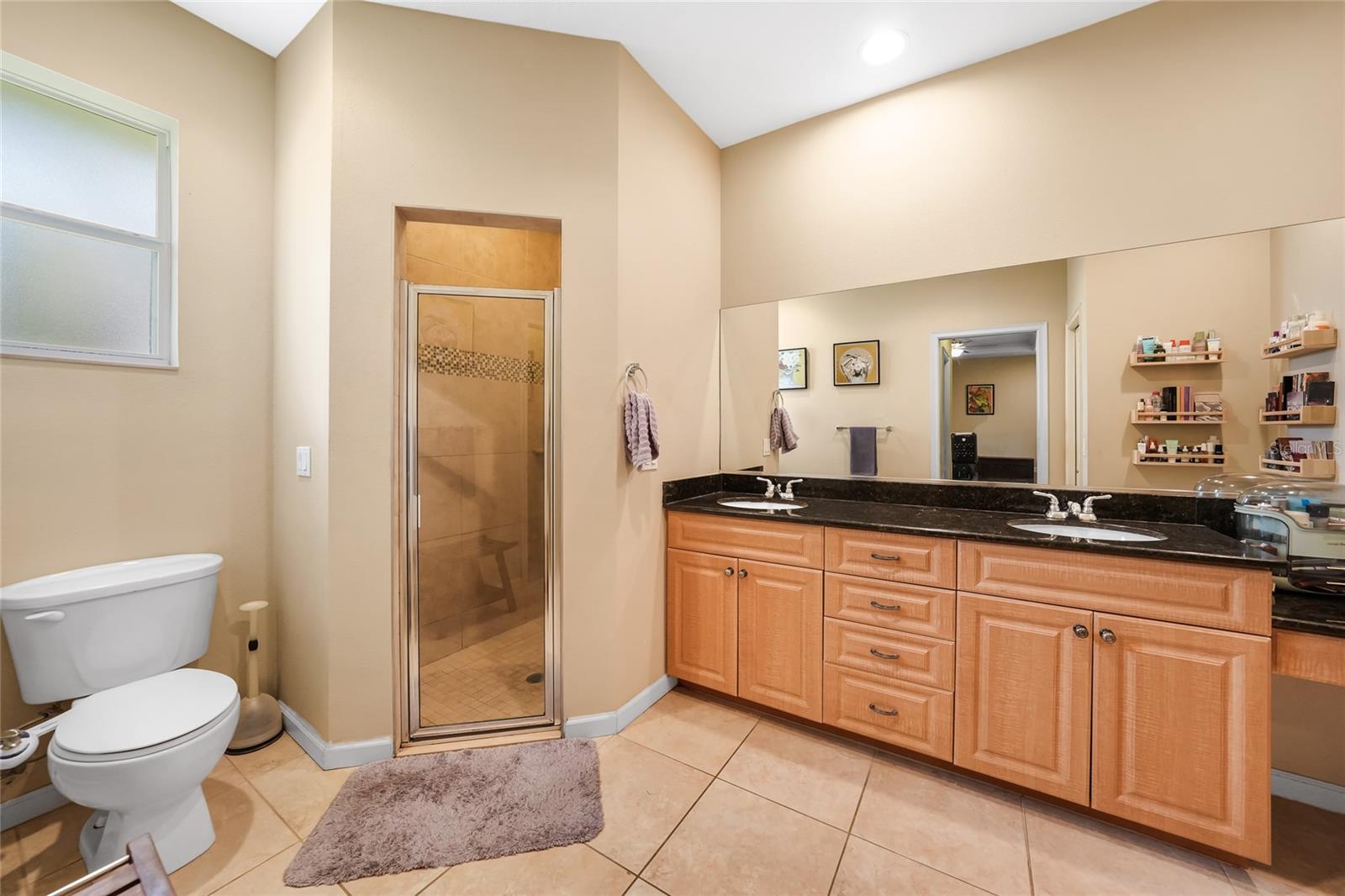 Image 31 of 55 For 2697 Parrot Street
