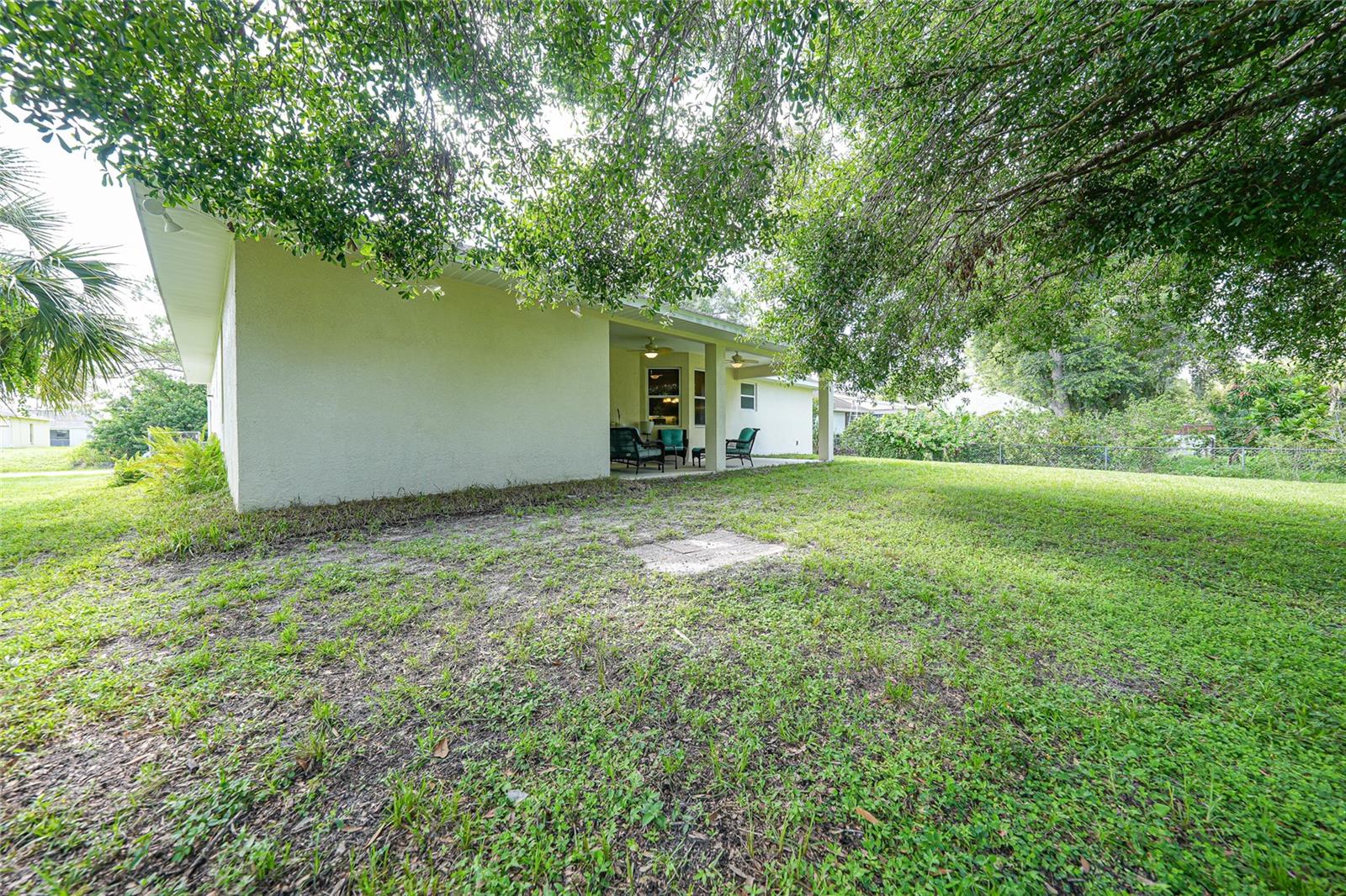 Image 43 of 55 For 2697 Parrot Street