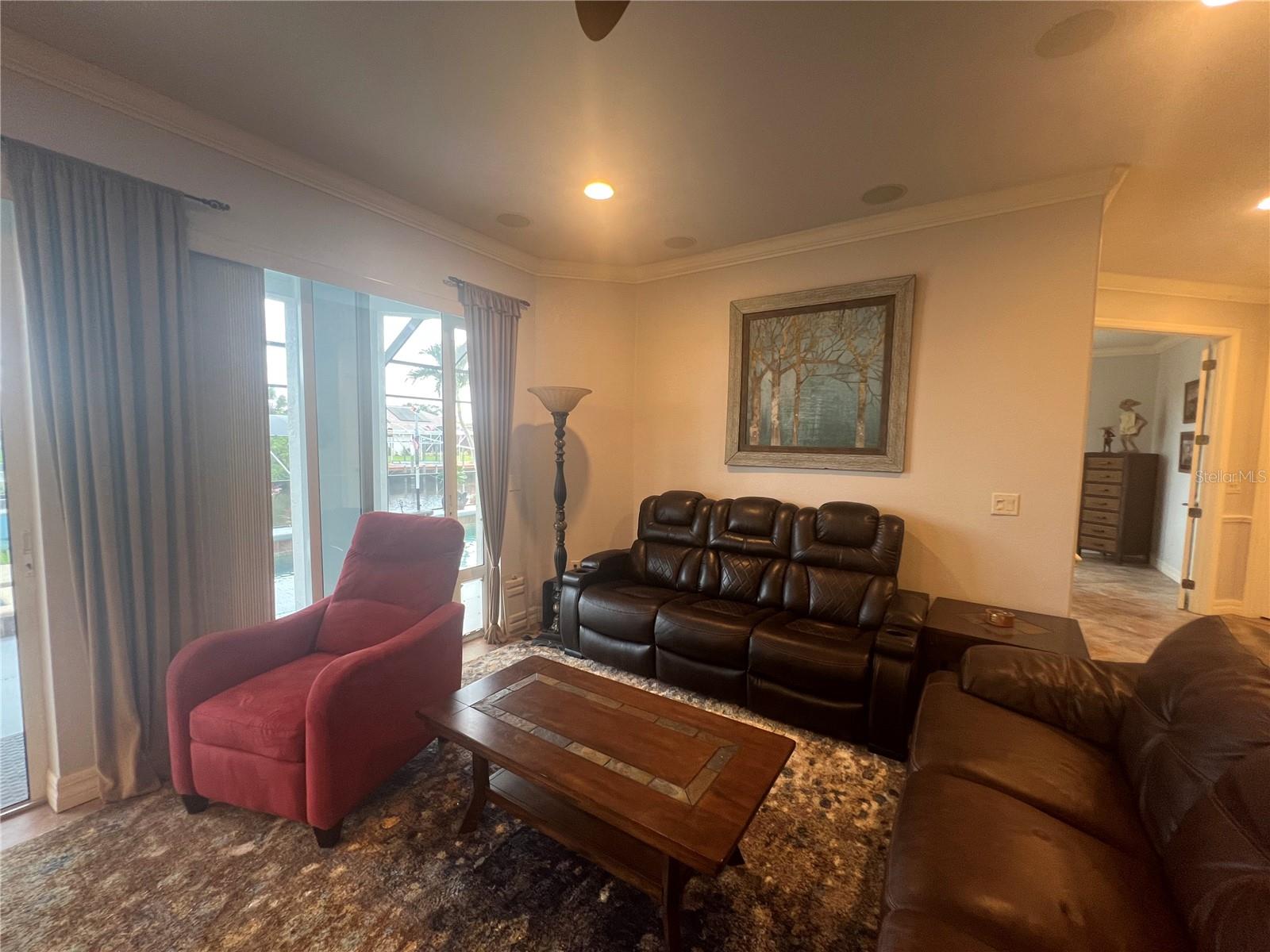 Image 10 of 98 For 4245 Spire Street