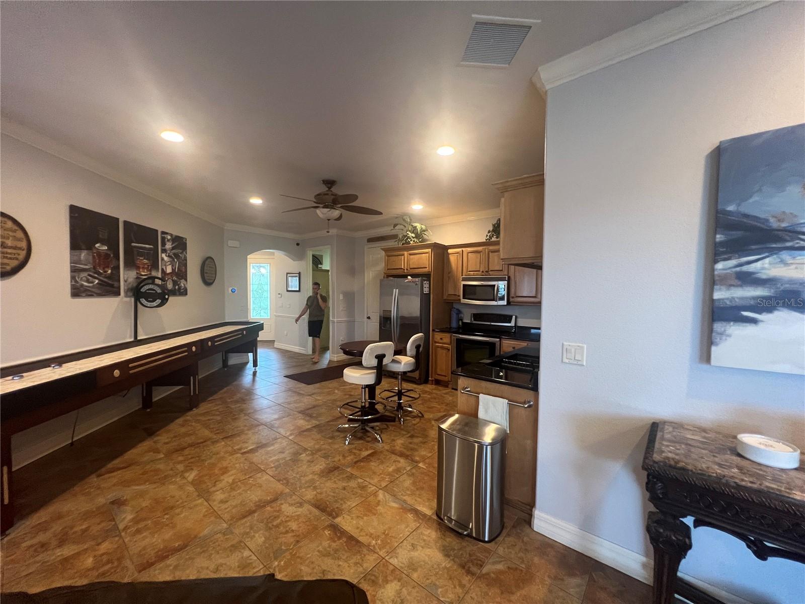 Image 12 of 98 For 4245 Spire Street