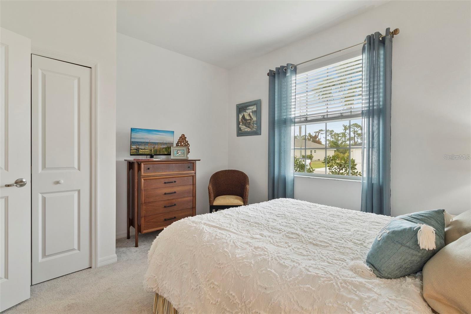 Image 18 of 47 For 25339 Alicante Drive