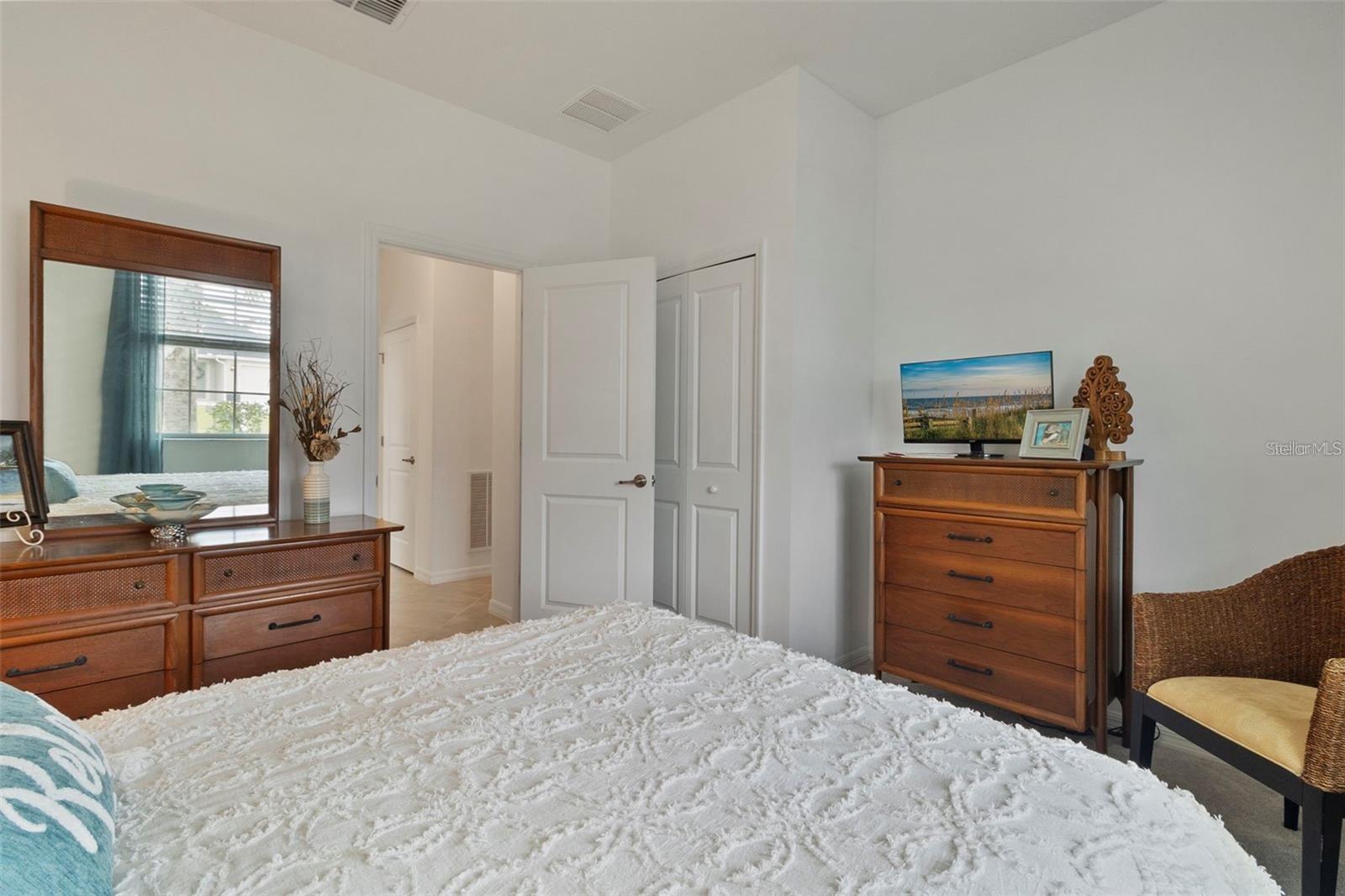 Image 20 of 47 For 25339 Alicante Drive