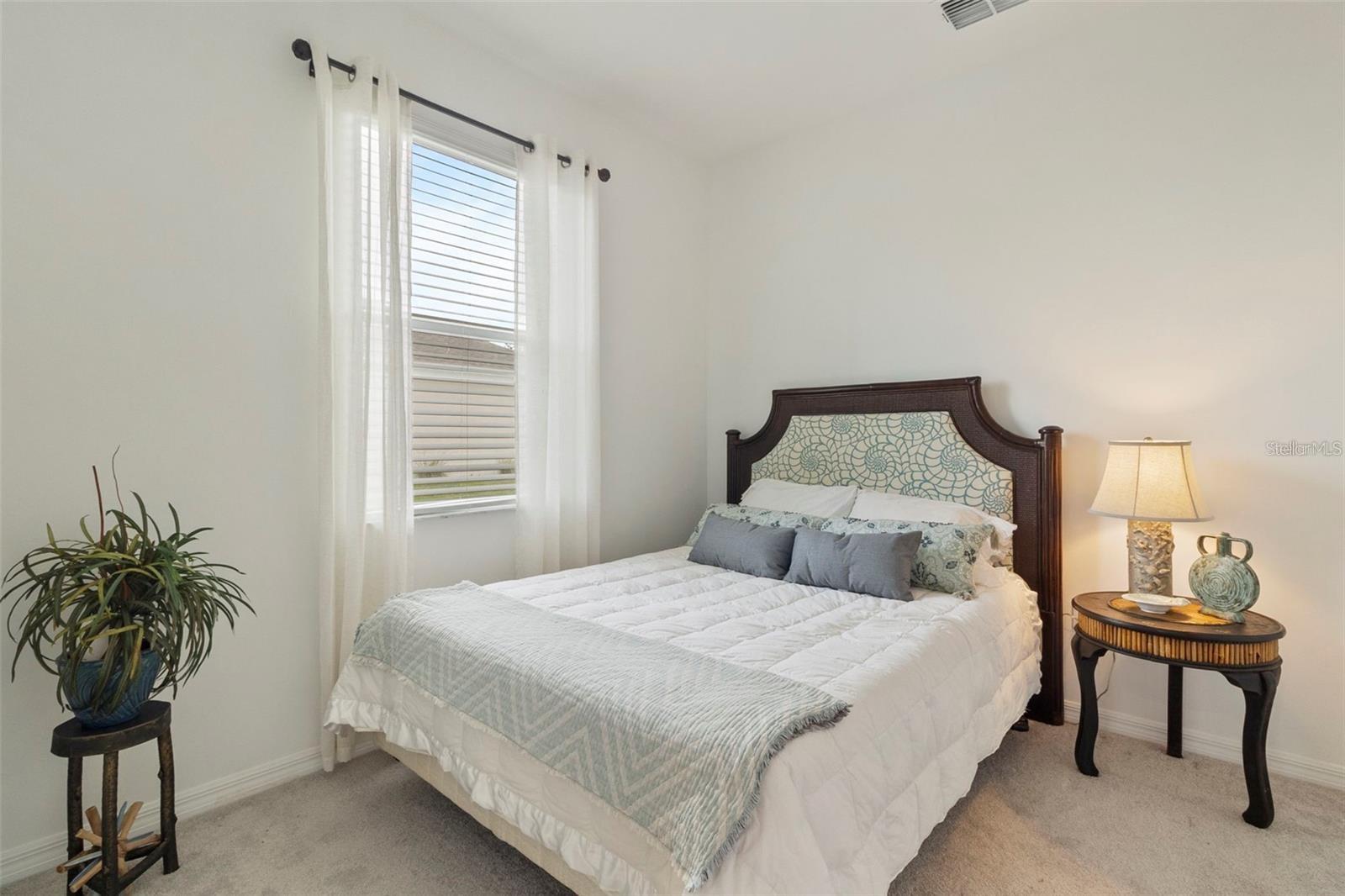Image 22 of 47 For 25339 Alicante Drive