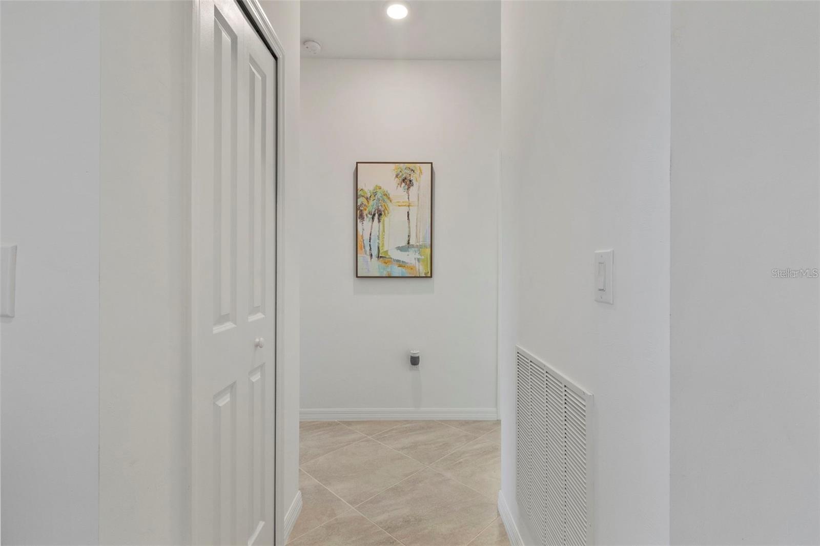 Image 25 of 47 For 25339 Alicante Drive