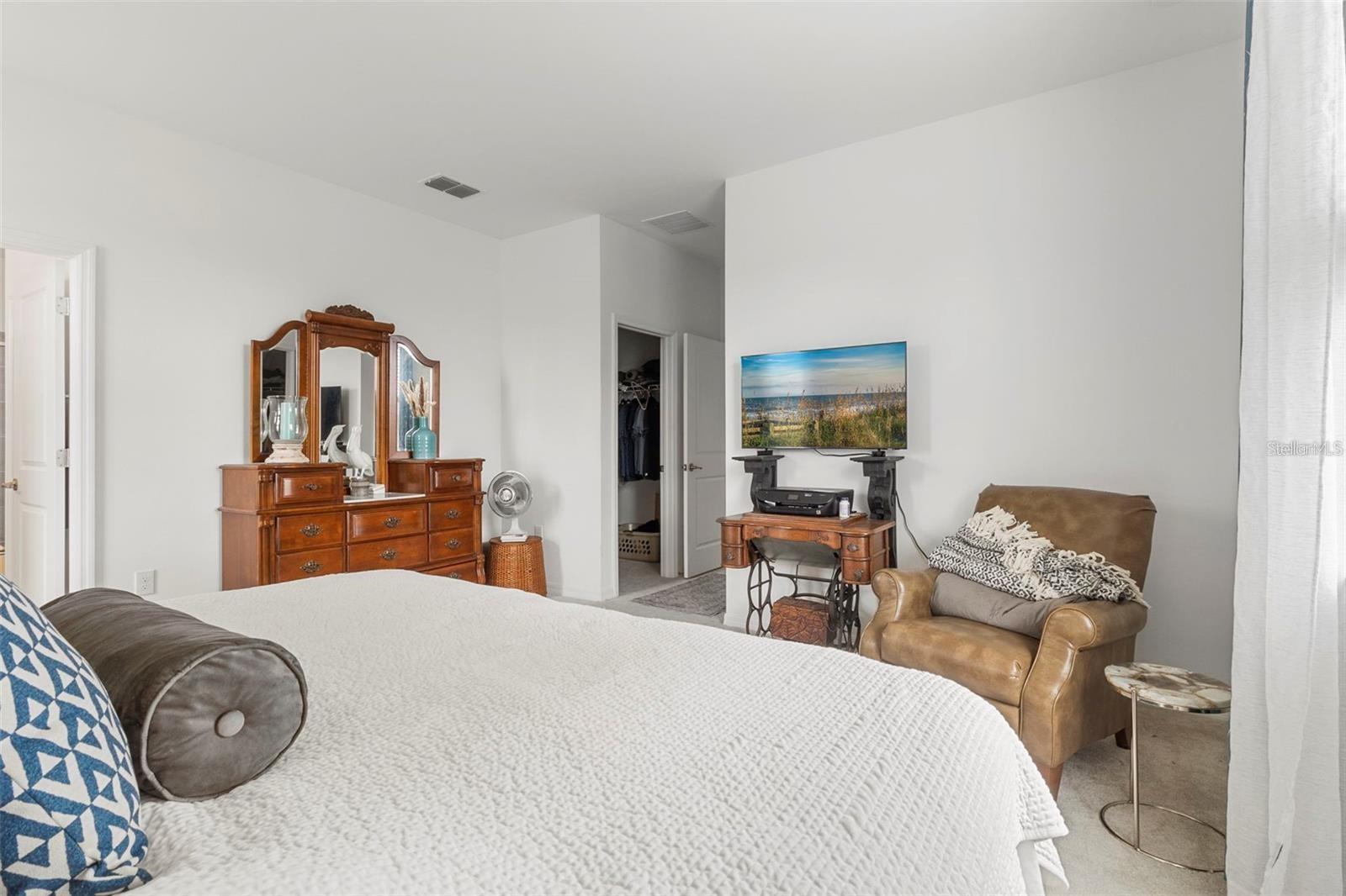 Image 35 of 47 For 25339 Alicante Drive