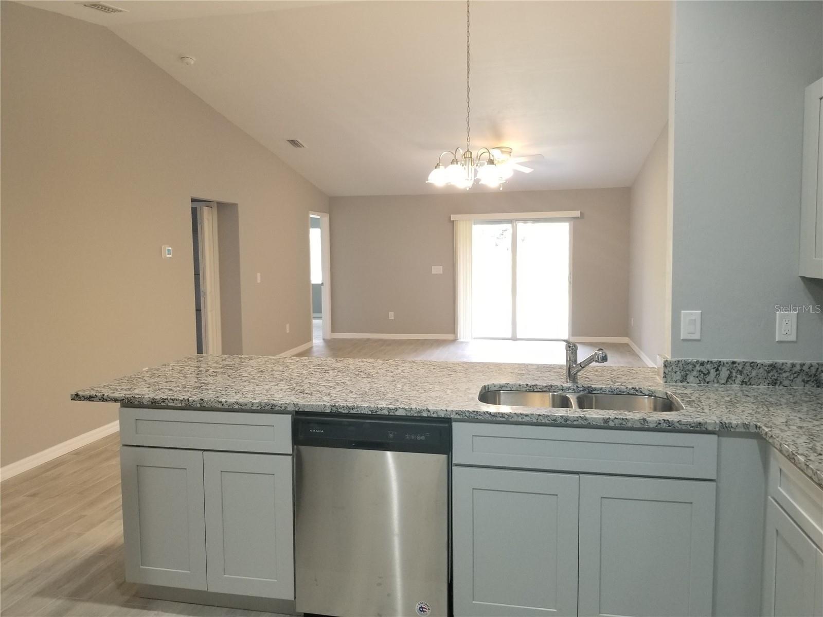 Image 4 of 20 For 8529 Agate Street