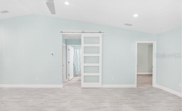 Image 18 of 51 For 9471-9473 Agate Street