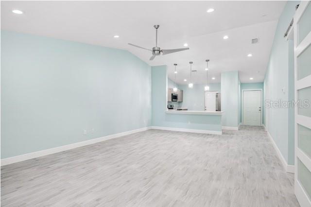 Image 29 of 51 For 9471-9473 Agate Street